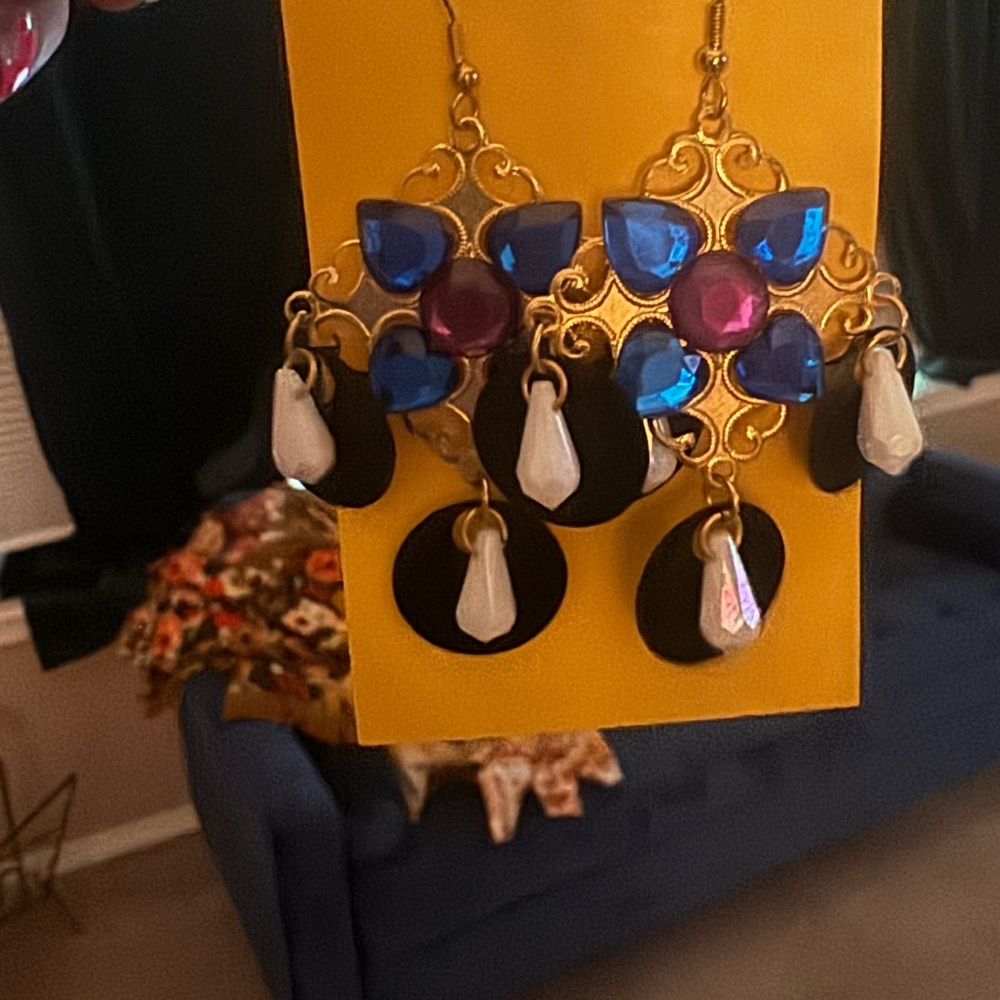 2/$25 VTG Handmade Earrings